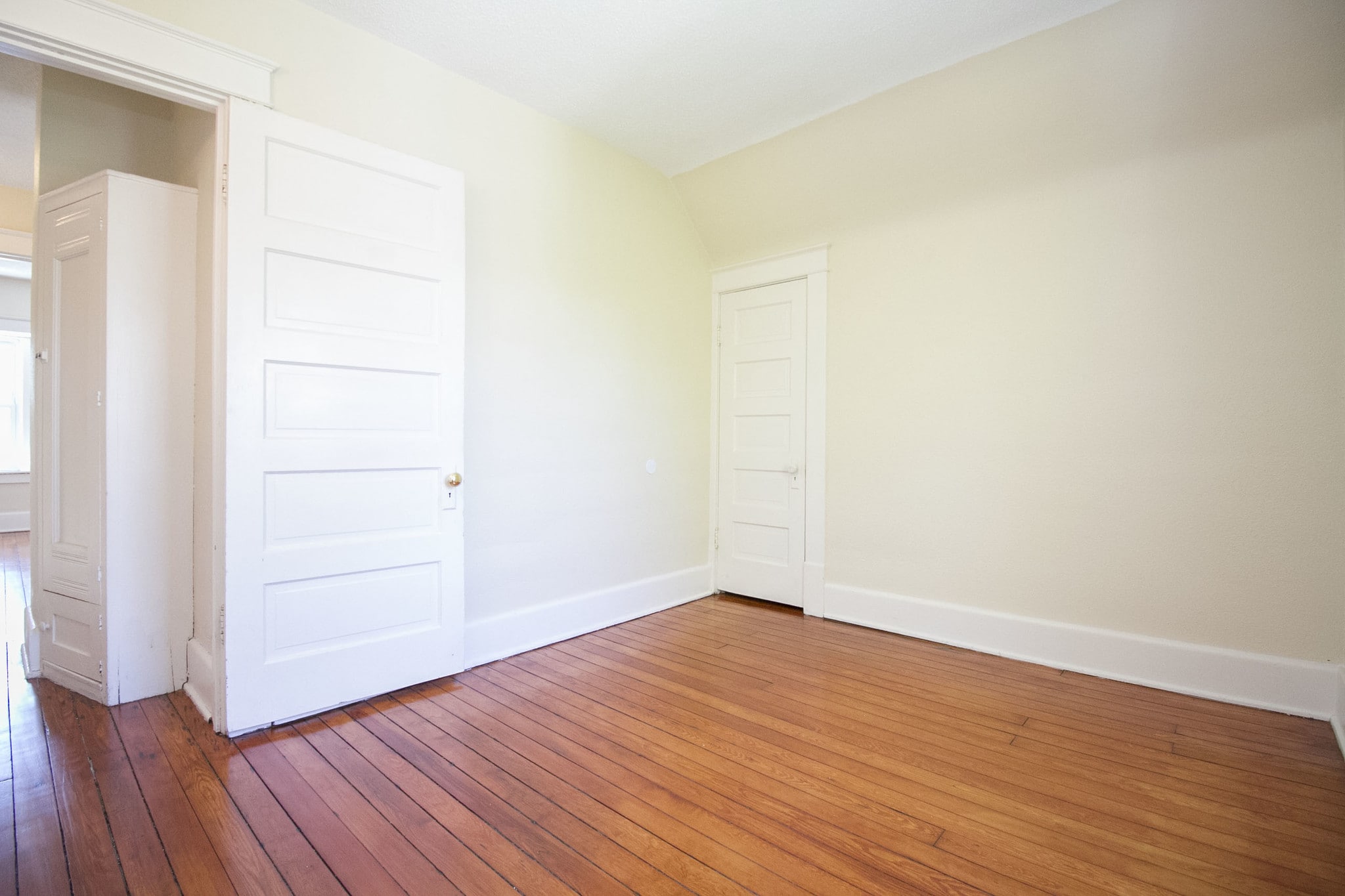 Building Photo - 140 Walnut St