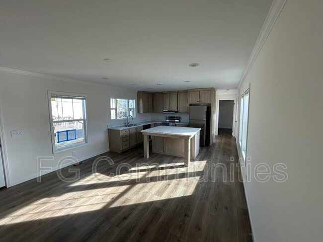 Building Photo - 119 Bobbys Loop