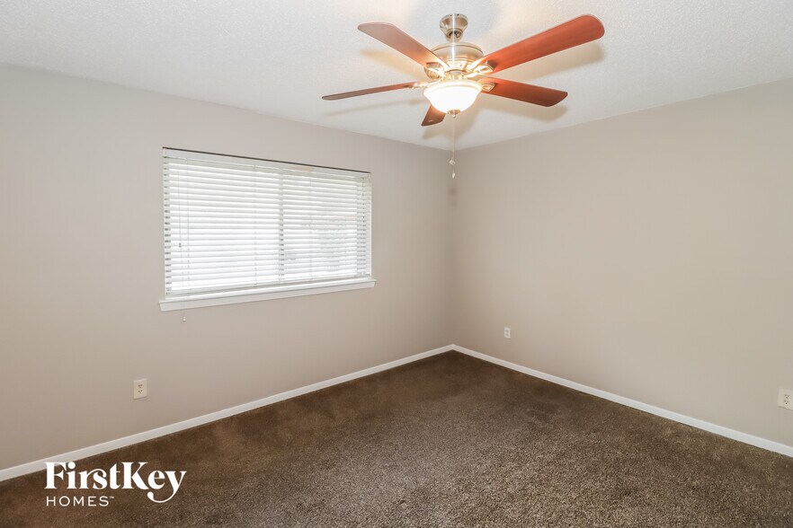 Building Photo - 1805 Japonica Ln