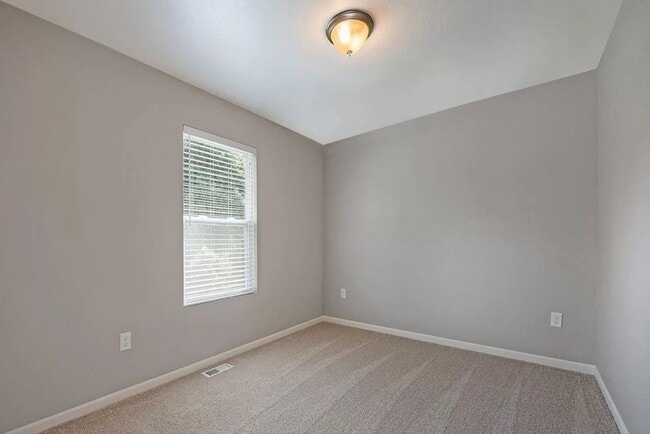 Building Photo - Newer Home for Lease in Richland