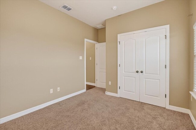 Building Photo - 6905 Anastasia Dr