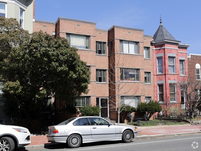 Primary Photo - 1711 T St NW