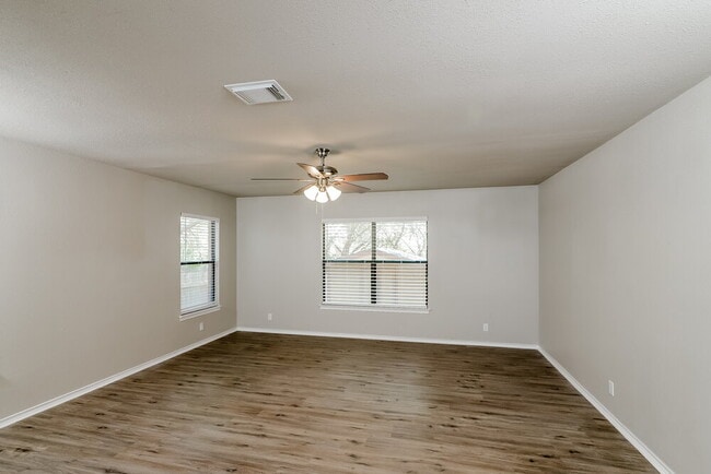 Building Photo - 9634 Turquoise Creek