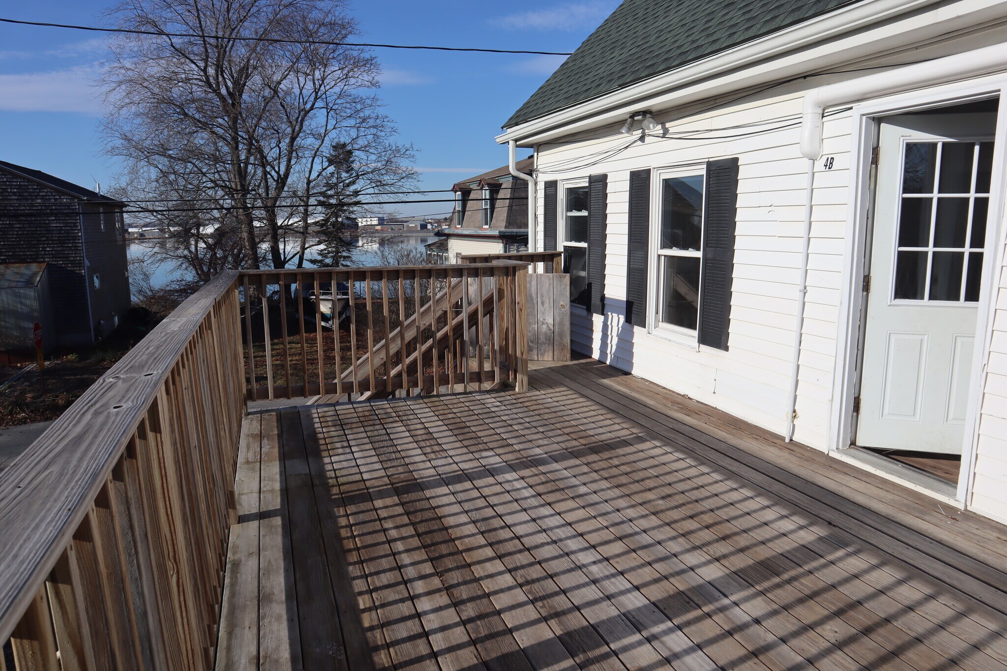 Deck/Entrance to Unit - 4 Palmer St
