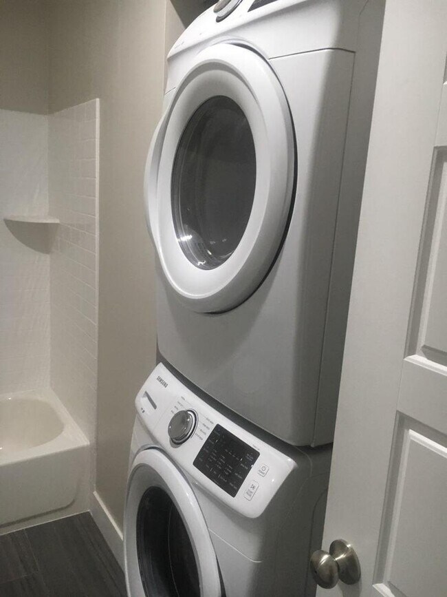 Building Photo - 719 S 500 E