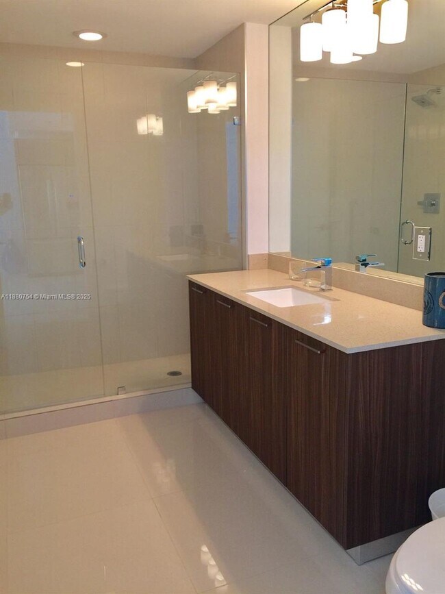 Building Photo - 5300 Paseo Blvd