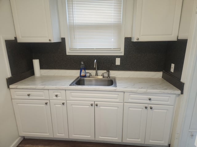 Building Photo - 15864 Fielding St