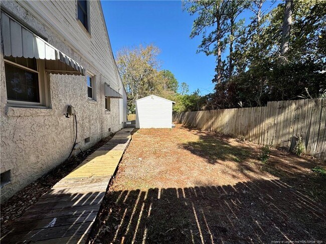 Building Photo - 705 McPherson Ave