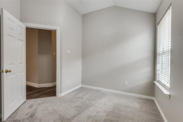 Building Photo - 609 Coal Creek Dr