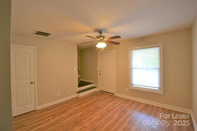 Building Photo - 1512 Seigle Ave
