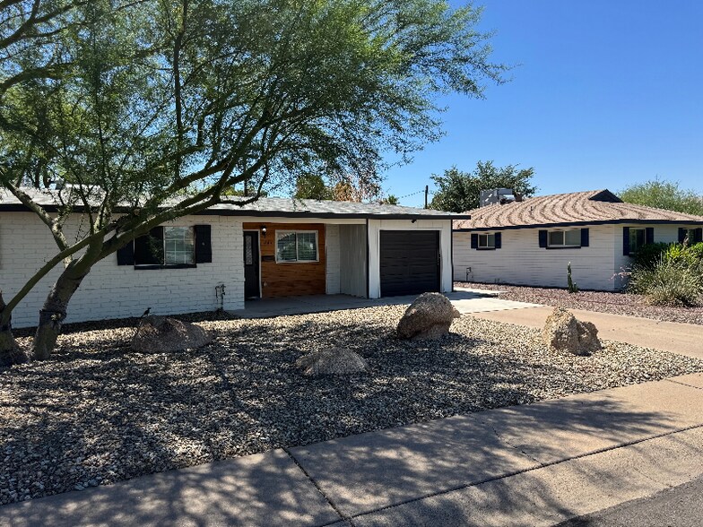 Primary Photo - 3343 N 6th Ave