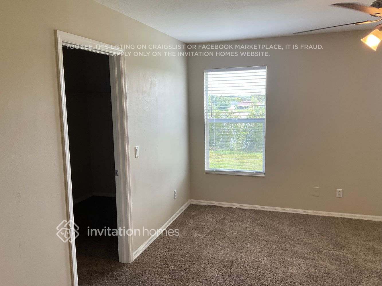 Building Photo - 9414 Leatherwood Ave