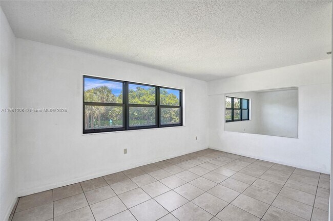 Building Photo - 1201 S Ocean Dr