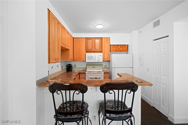 Building Photo - 1220 Reserve Way