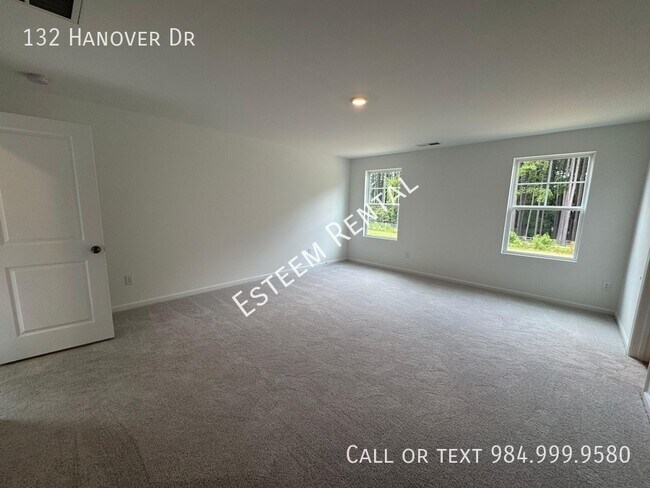 Building Photo - 132 Hanover Dr