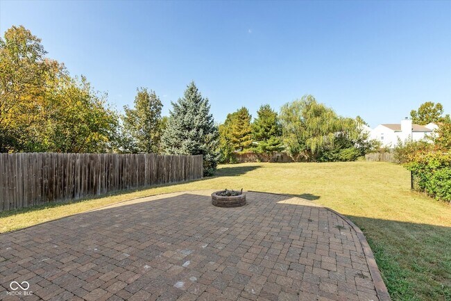 Building Photo - 2808 Dawnlake Dr