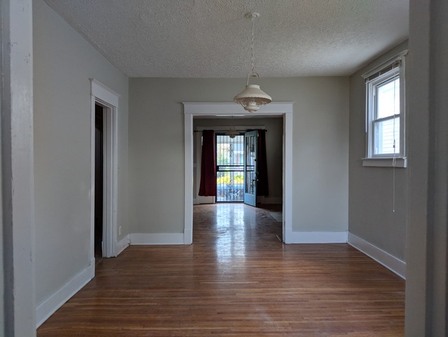 4. Dinning Room - Rear View - 3509 River Park Dr