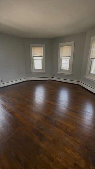 Building Photo - 1246 Townsend Ave