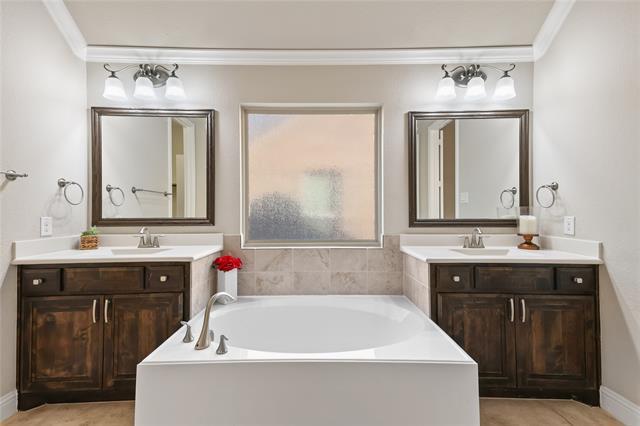 Building Photo - 348 Prairie Ridge Ln