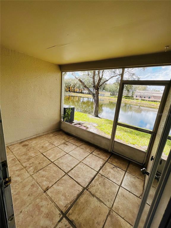 Building Photo - 8526 HUNTERS KEY Cir