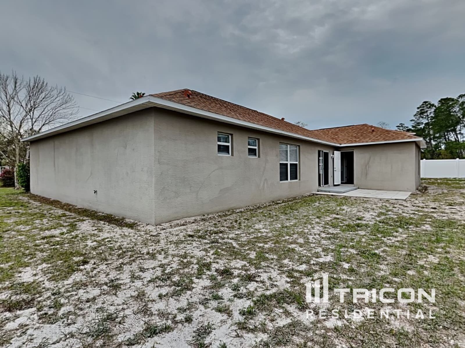 Building Photo - 9297 Oak Grove St