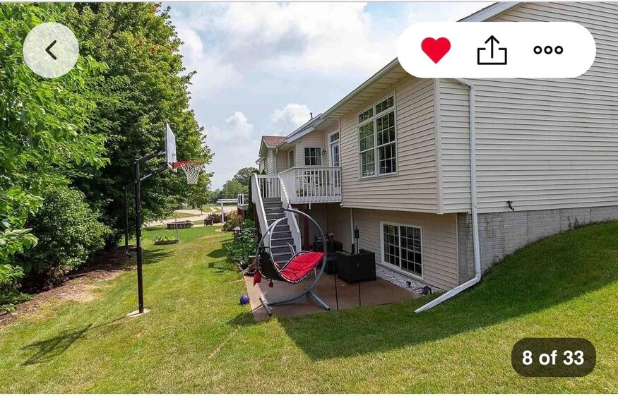 Building Photo - 3900 Sparrow Ct