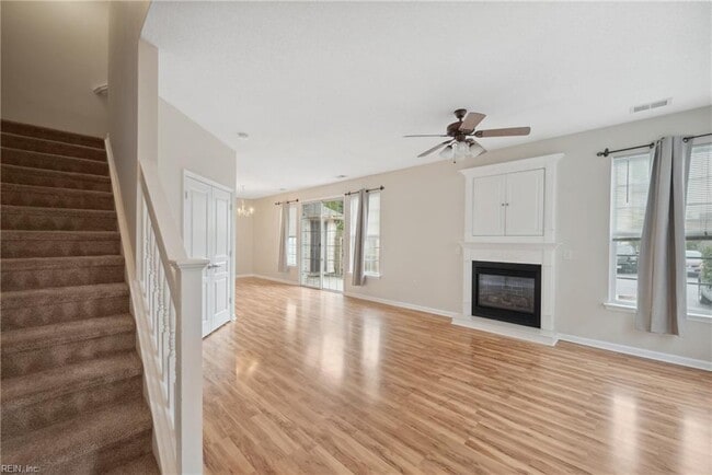 Primary Photo - 2412 Wessington Dr