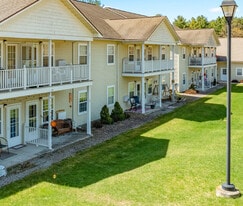 Building Photo - Pine Grove Apartments