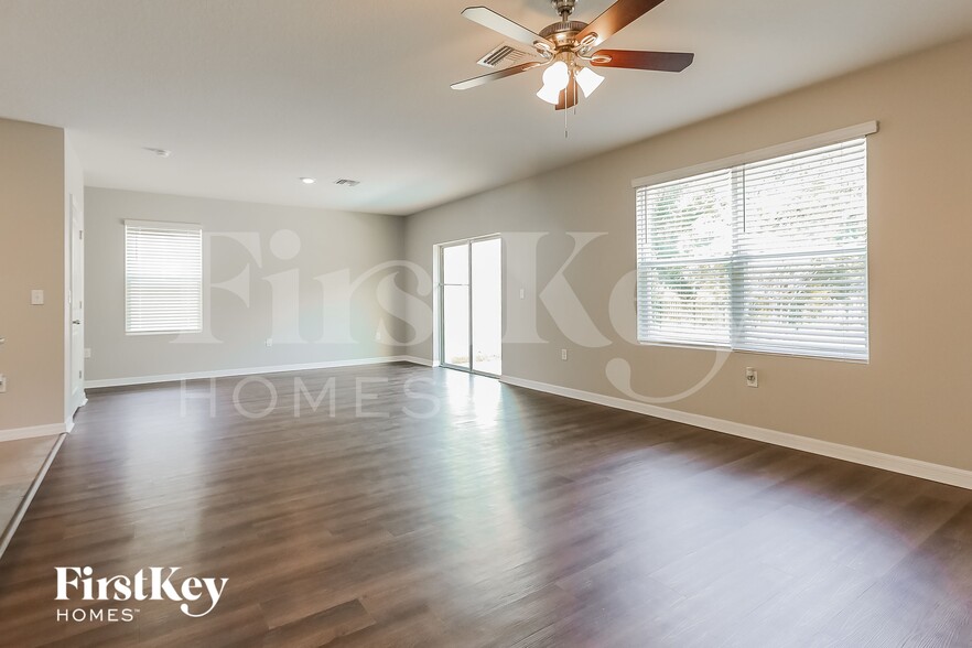 Building Photo - 12411 Pagoda Pl