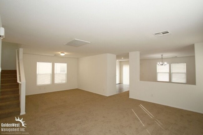 Building Photo - Beautiful 3Bdm 2.5Ba Home near Centennial ...