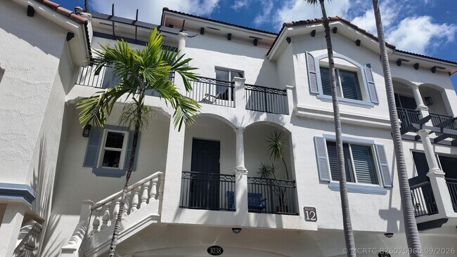 Building Photo - 3038 Waterside Cir