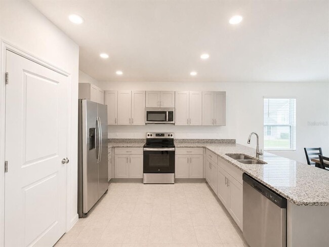 Building Photo - 5671 Nispero Wy
