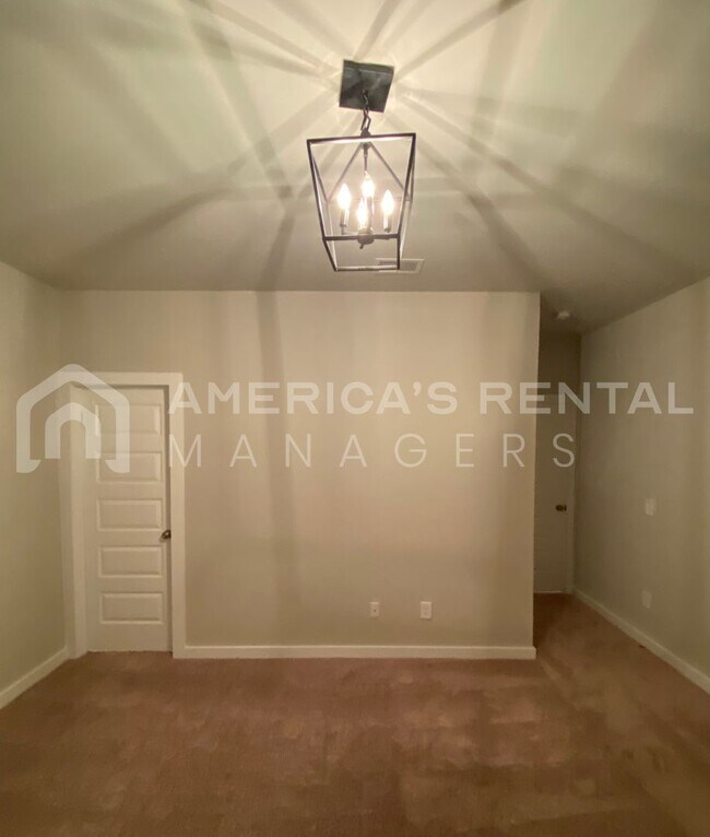 Building Photo - Home for Rent in Clanton, AL!!! COMING SOON!