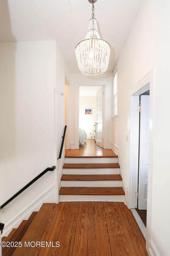 Building Photo - 17 Beach Rd