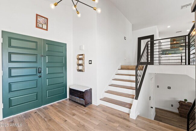 Building Photo - 8714 E Angus Dr