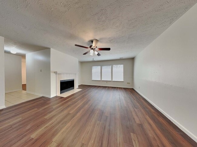 Building Photo - 19315 Bristlestar Dr