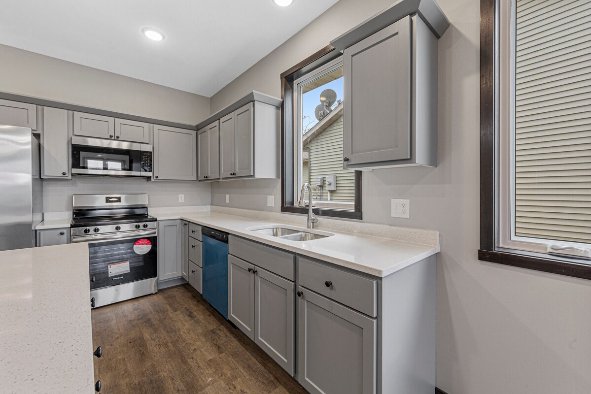 Building Photo - 2019 Essler Dr