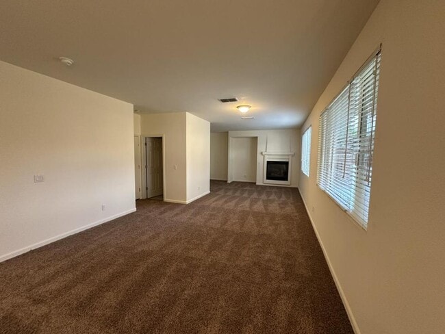 Building Photo - 1539 Figueroa Dr