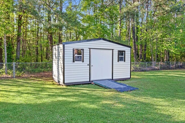 Building Photo - Affordable Single Family Home in Jacksonville