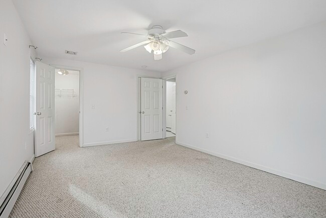 Building Photo - 55 Arrowwood Dr