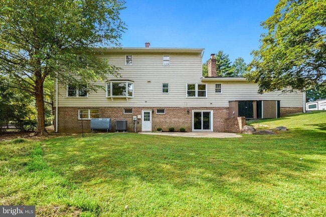 Building Photo - 1626 Maydale Dr