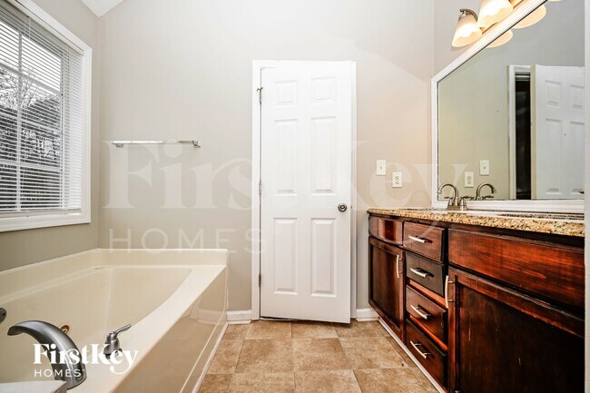 Building Photo - 1919 Chambers Rd