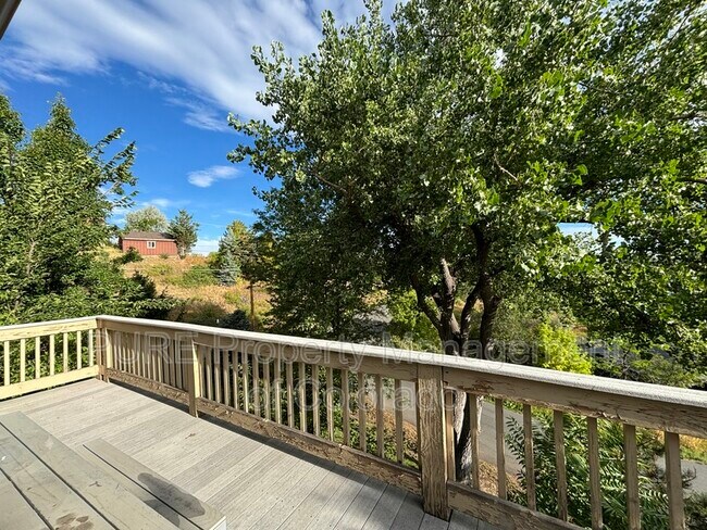 Building Photo - 14471 Applewood Ridge Rd