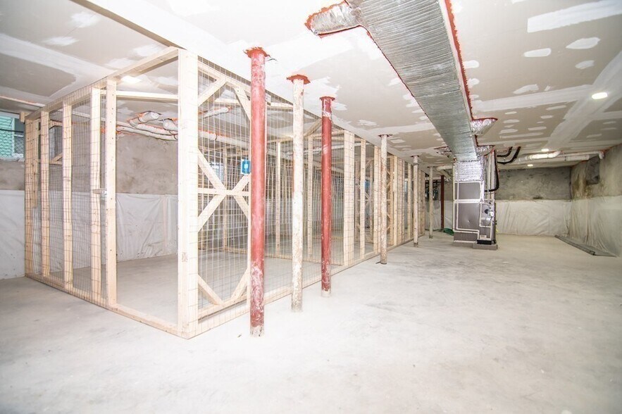 Building Photo - 3 Evergreen Ave