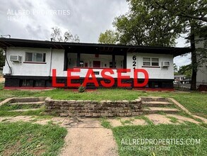 Building Photo - 621 N Leverett