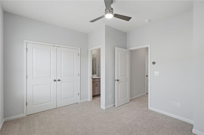Building Photo - 1422 Creekside Cir NW