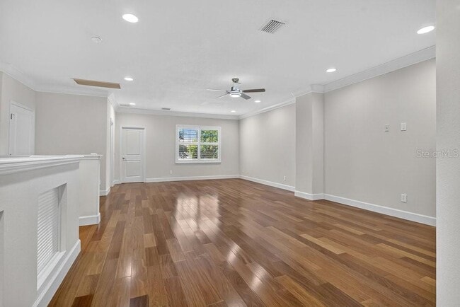 Building Photo - 8233 Tivoli Dr