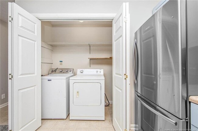 Building Photo - 6760 Willowbrook Dr