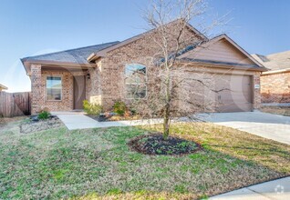 Building Photo - 2725 Gains Mill Dr
