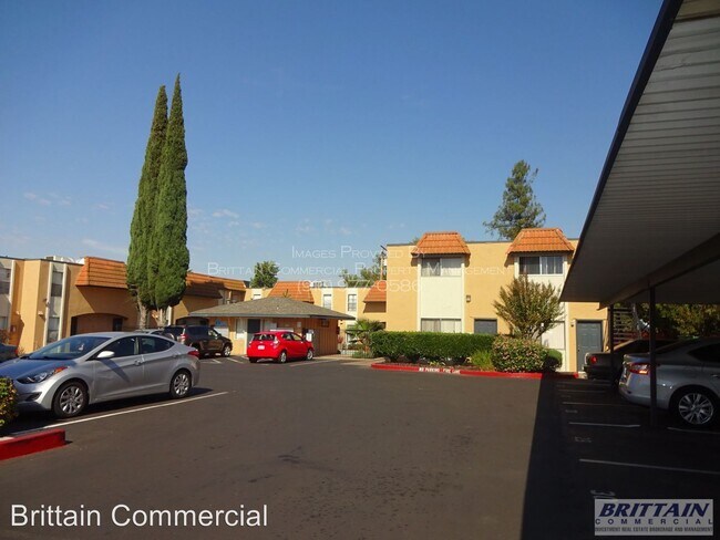 Building Photo - 4725 Marconi Ave